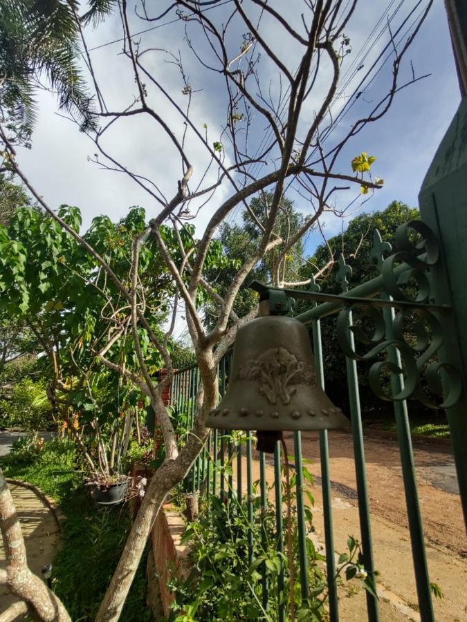 Pousada Linda Flor Bed & Breakfast Alto Paraiso de Goias Exterior photo