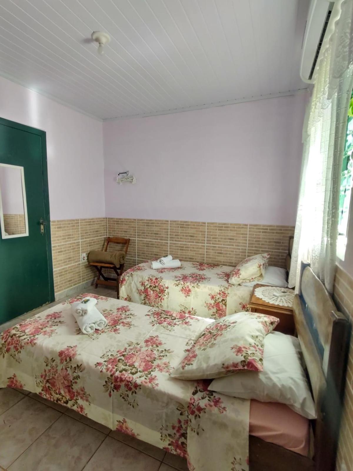 Pousada Linda Flor Bed & Breakfast Alto Paraiso de Goias Exterior photo