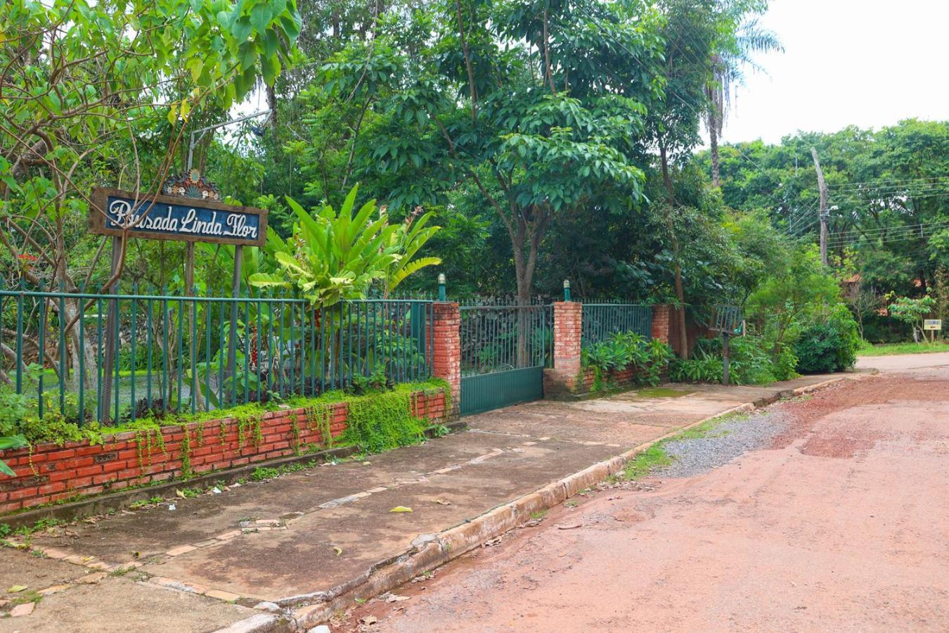 Pousada Linda Flor Bed & Breakfast Alto Paraiso de Goias Exterior photo