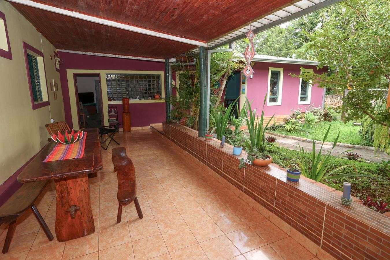 Pousada Linda Flor Bed & Breakfast Alto Paraiso de Goias Exterior photo